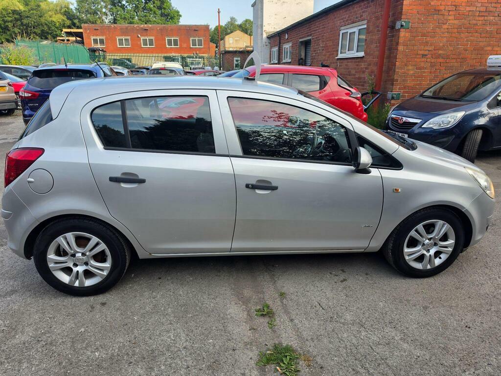 Vauxhall Corsa 1.4I 16V Design Hatchback Silver #10