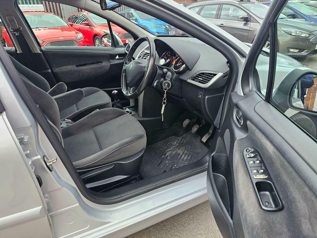 Peugeot 207 1.6 Hdi Sport #5