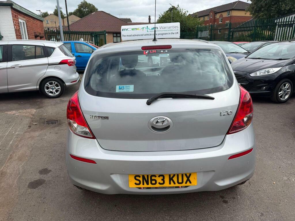 Hyundai I20 Hatchback 1.2 Active Euro 5 201313 White #16