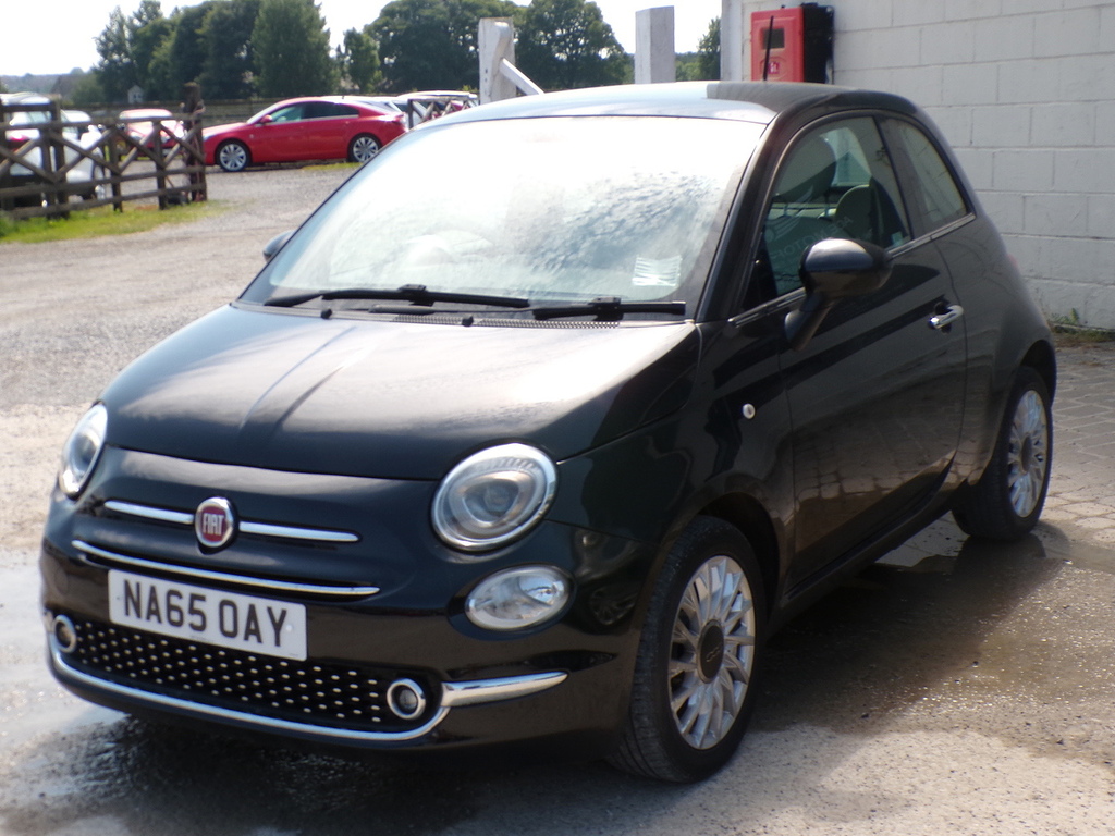 Fiat 500 Lounge Black #4