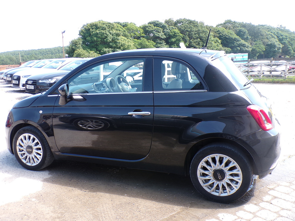 Fiat 500 Lounge Black #5