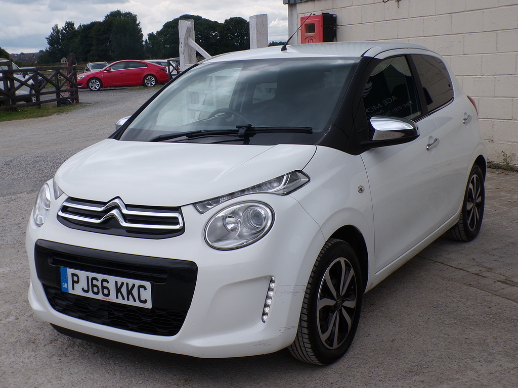 Citroen C1 Puretech Flair White #4