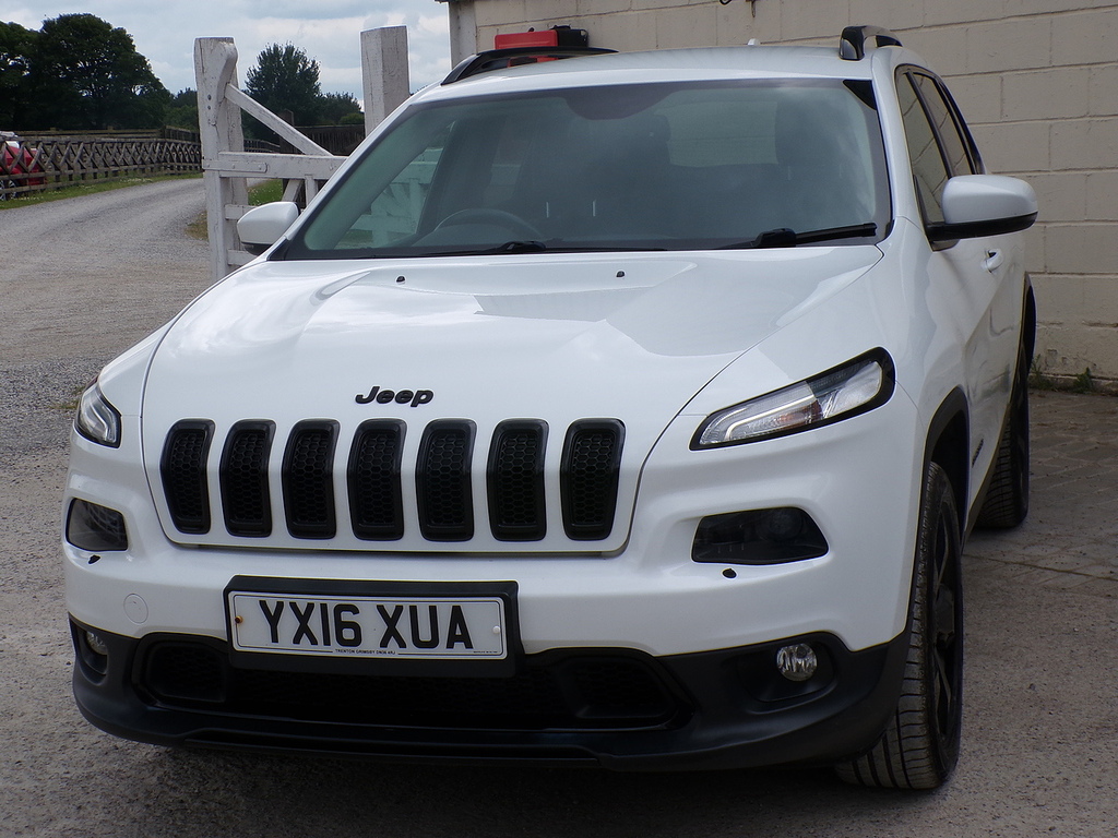 Jeep Cherokee Multijetii Night Eagle White #3