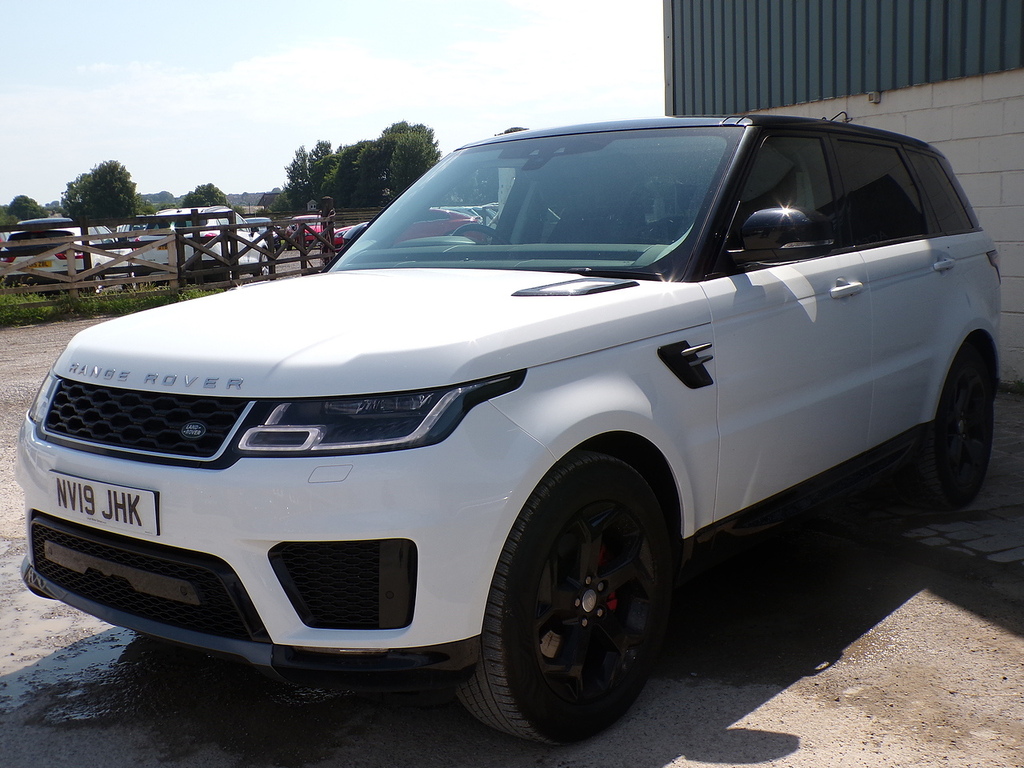 Land Rover Range Rover Sport Sd V6 Hse White #4