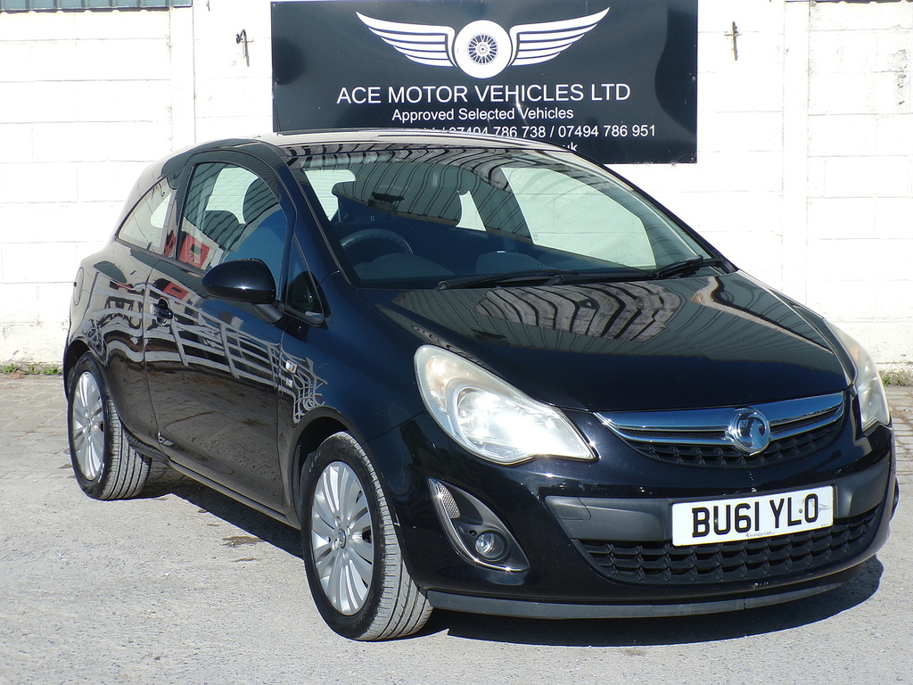 Vauxhall Corsa Excite Black