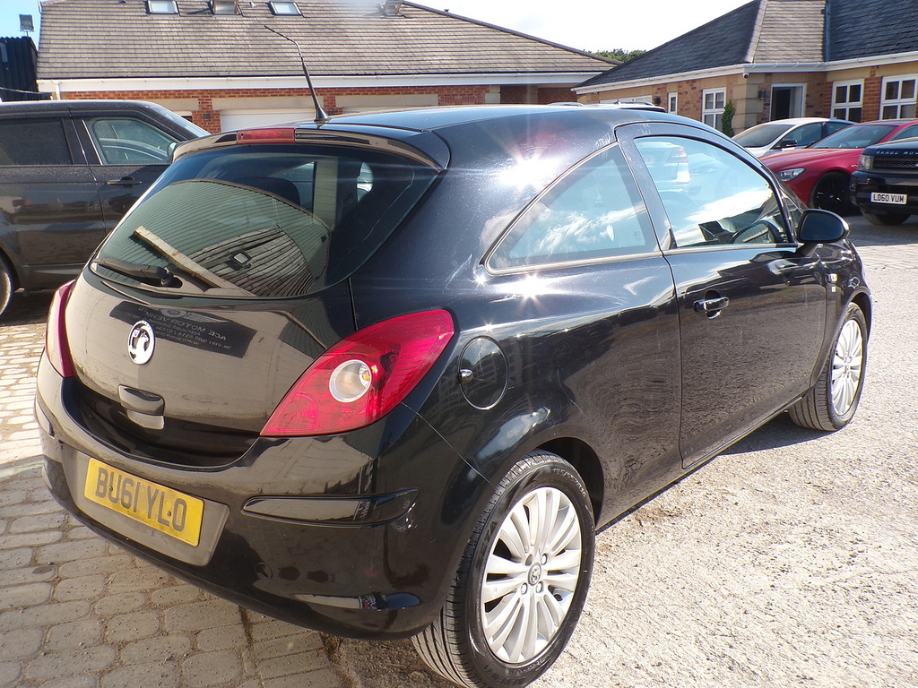 Vauxhall Corsa Excite Black #6