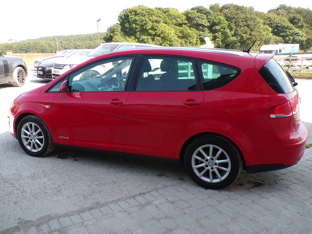 Seat Altea XL Tdi Ecomotive Se Copa Red #4