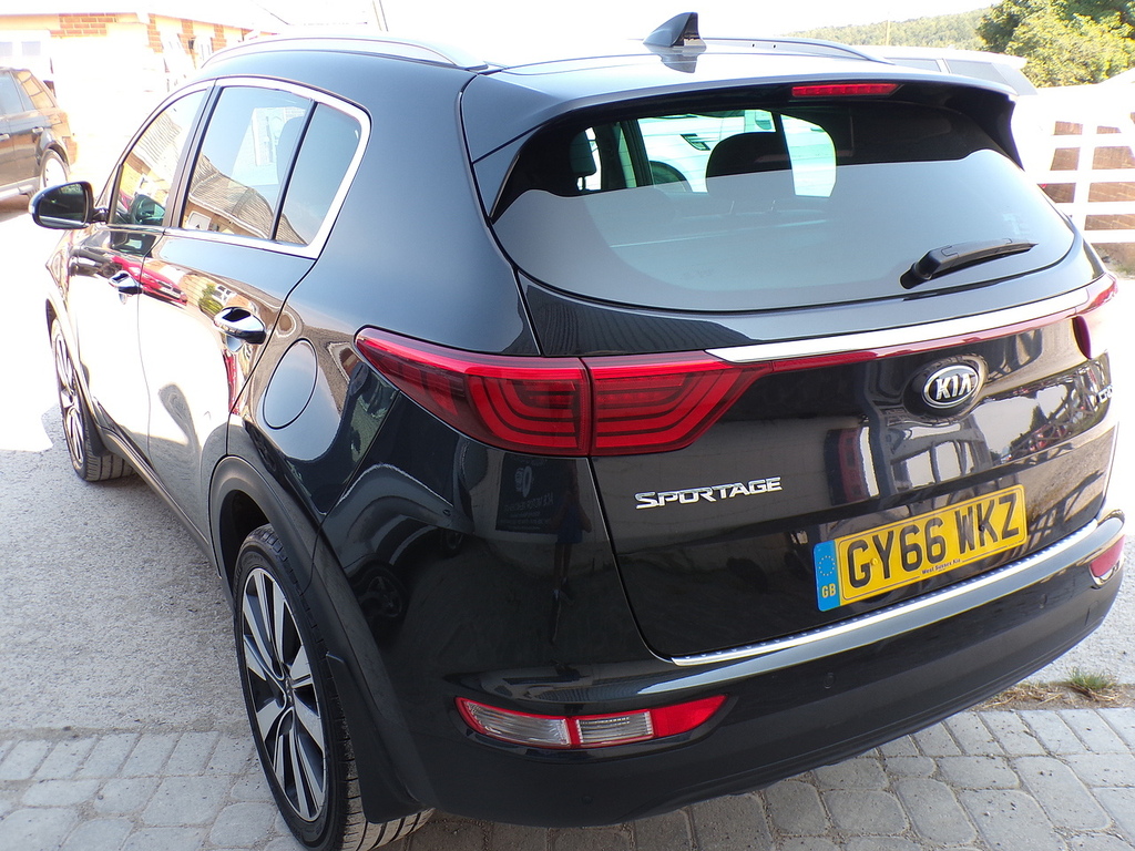 Kia Sportage Crdi Kx-4 Black #5