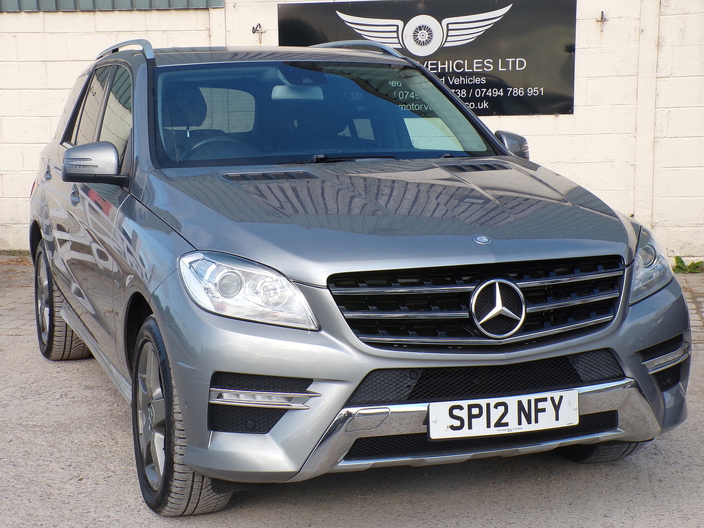 Mercedes-Benz M Class Estate Silver #2