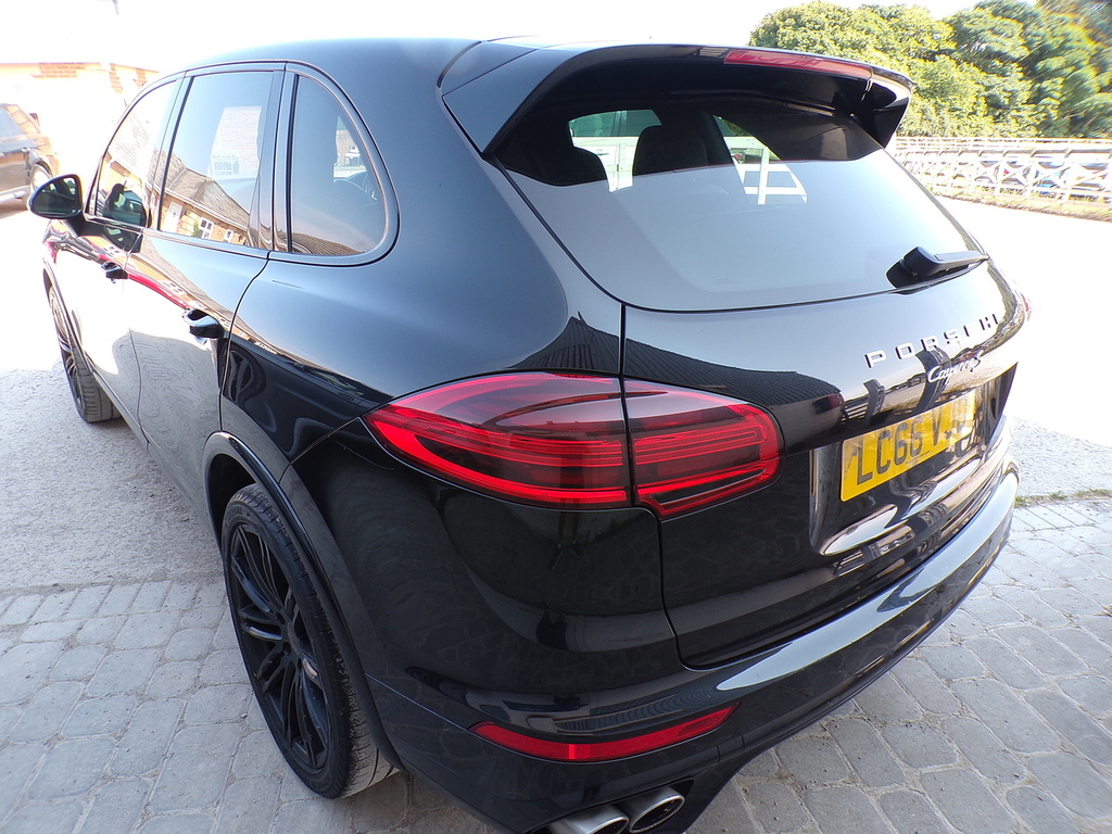 Porsche Cayenne Td V8 S Black #6