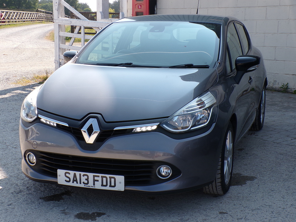 Renault Clio Dynamique Medianav Grey #3