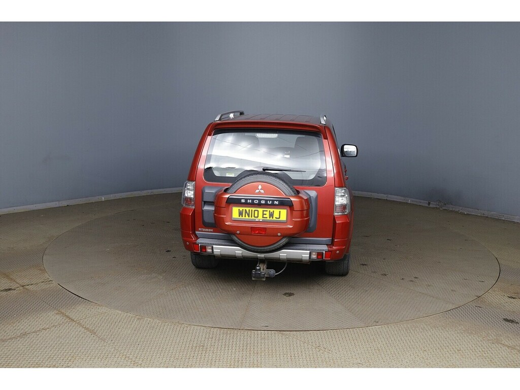 Mitsubishi Shogun Di-dc Elegance Red