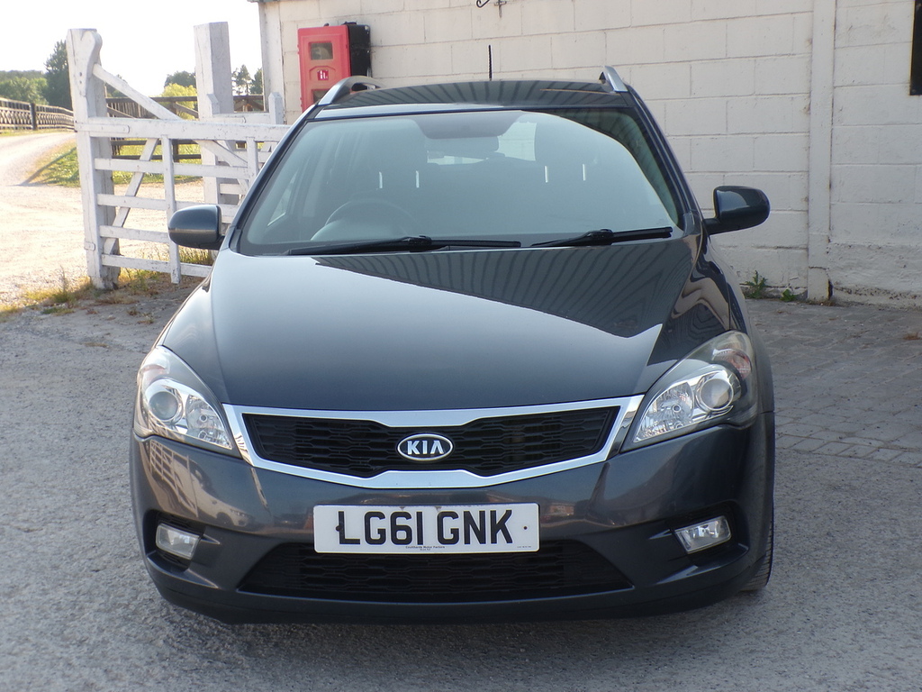Kia Ceed Crdi 2 Grey #2