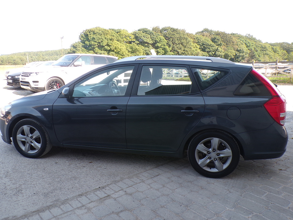 Kia Ceed Crdi 2 Grey #4