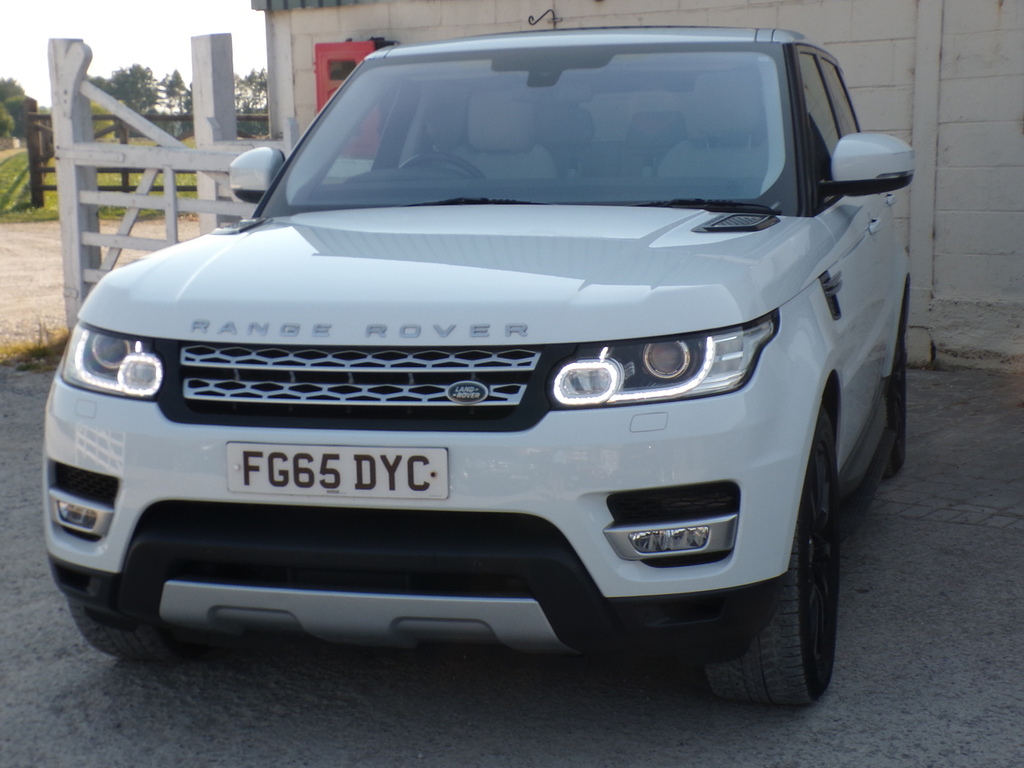 Land Rover Range Rover Sport Sd V6 Hse White #2