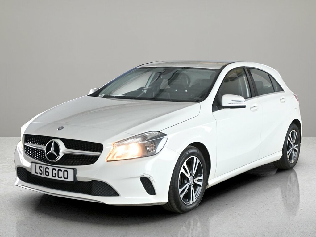 Mercedes-Benz A Class A180d Se LS16GCO White #2