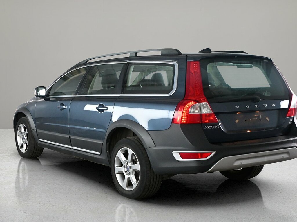 Volvo XC70 D5 Se Lux Blue #3