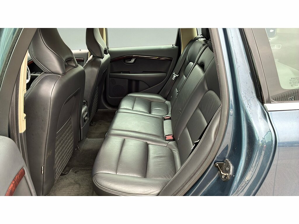 Volvo XC70 D5 Se Silver #7