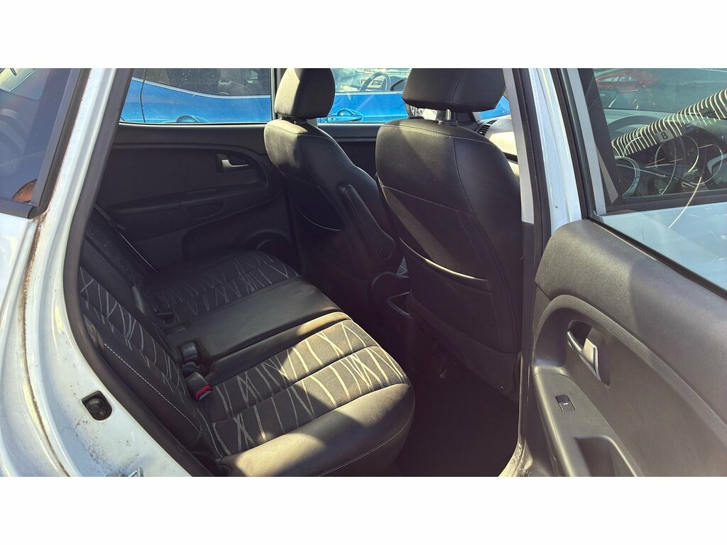 Kia Venga 1.6 Crdi Isg 3 Silver #7