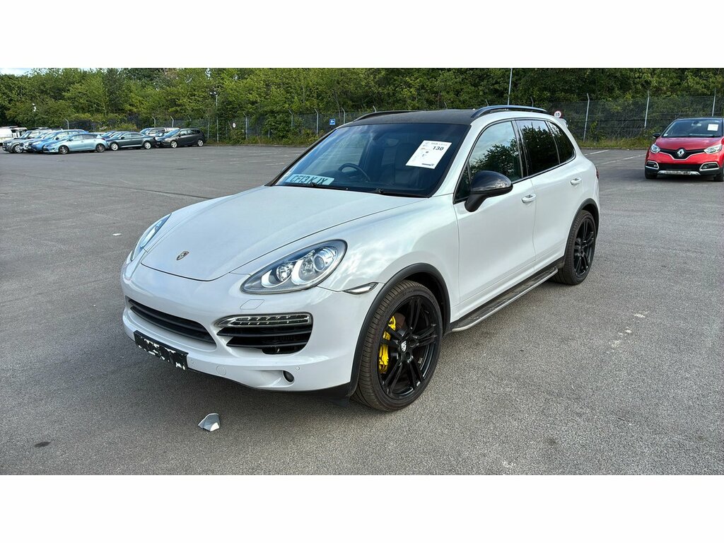 Porsche Cayenne Td V6 White #2