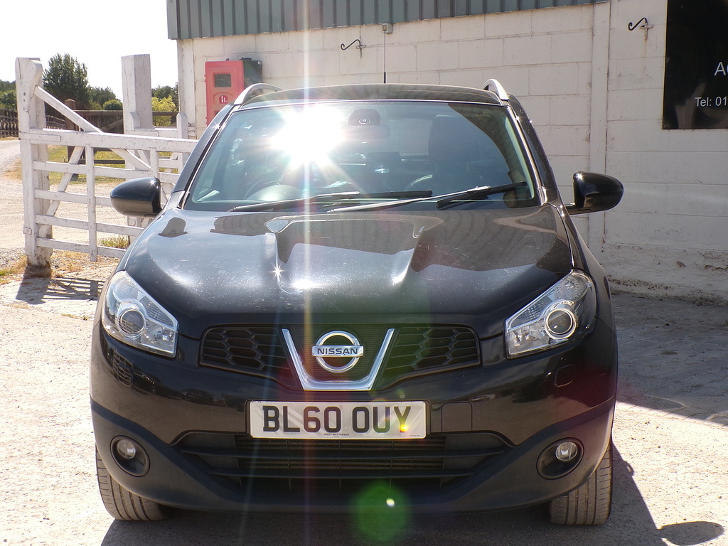 Nissan Qashqai Acenta White #3