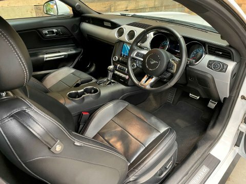 Ford Mustang 5.0 Mustang Gt KM52COZ White #3