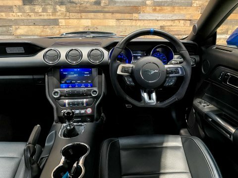Ford Mustang Gt 5.0 V8 White #25