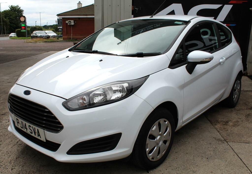Ford Fiesta 1.25 Studio Hatchback PJ14SVA White #2