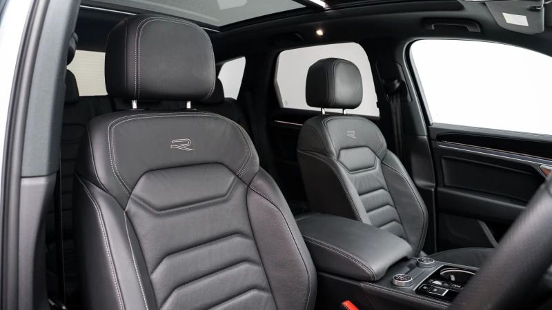 Volkswagen Touareg Black Edition Grey #6