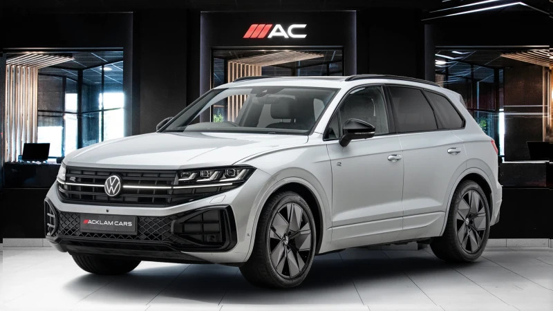 Volkswagen Touareg Black Edition Grey #1