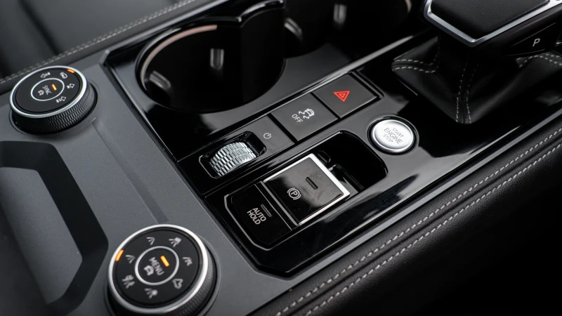 Volkswagen Touareg Black Edition Grey #48