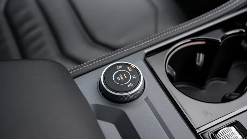 Volkswagen Touareg Black Edition Grey #49