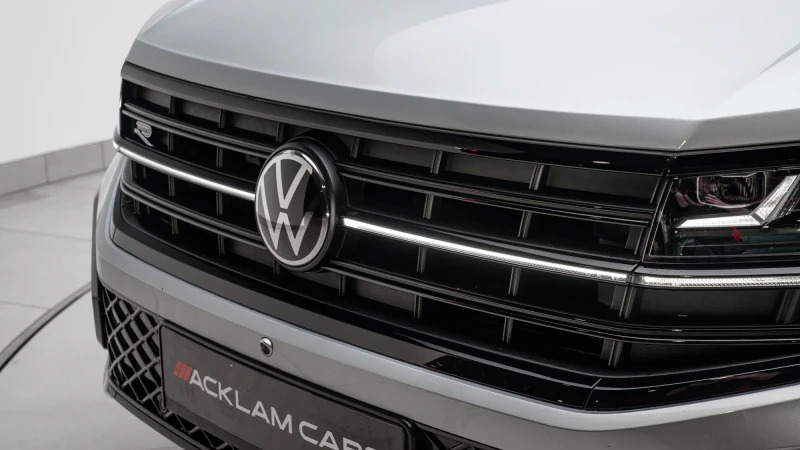 Volkswagen Touareg Black Edition Grey #13
