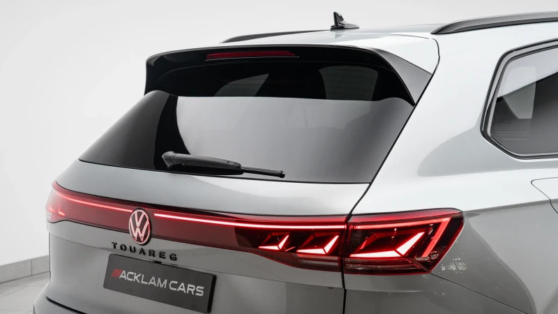 Volkswagen Touareg Black Edition Grey #18