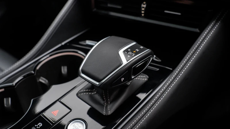 Volkswagen Touareg Black Edition Grey #47