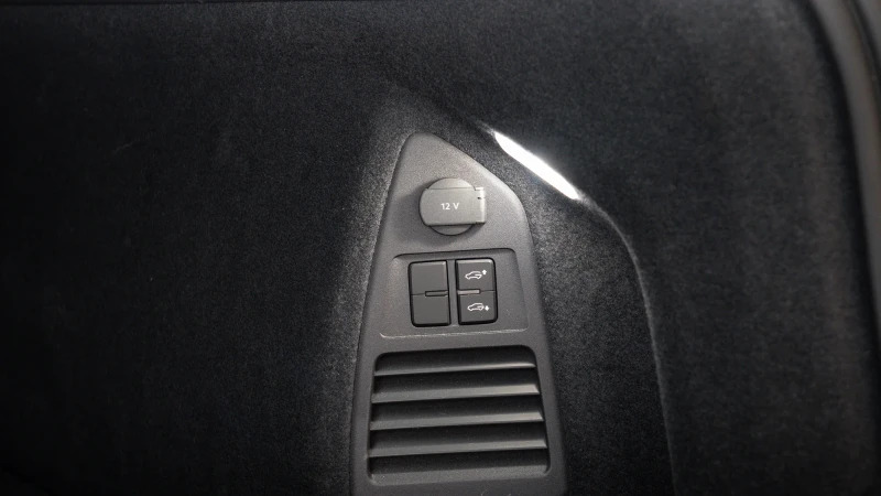 Volkswagen Touareg Black Edition Grey #54
