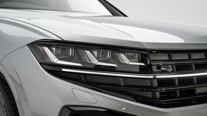 Volkswagen Touareg Black Edition Grey #15