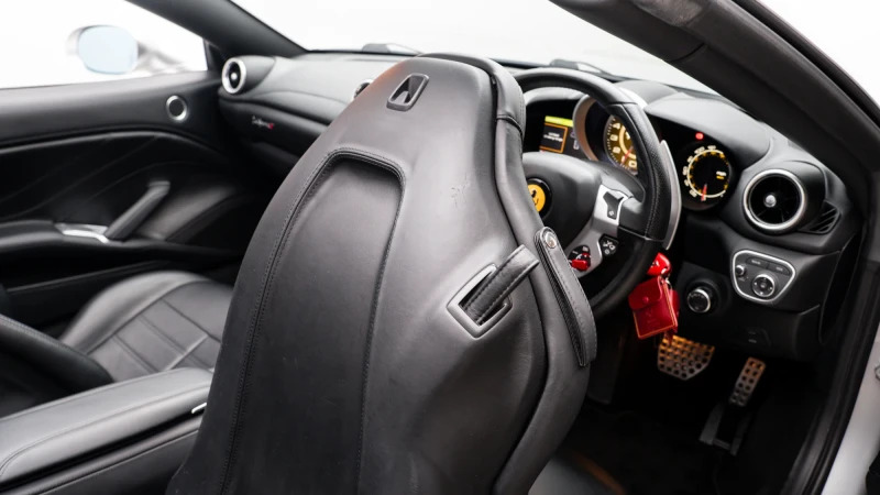 Ferrari California California Tdd Hele S-a Red #20