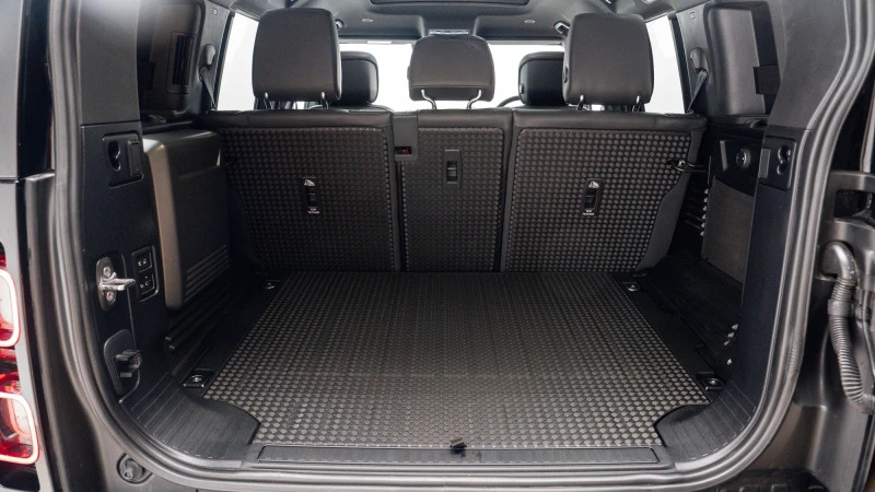 Land Rover Defender 110 110 3.0 D250 Mhev Xs Edition Suv 4 Black #54