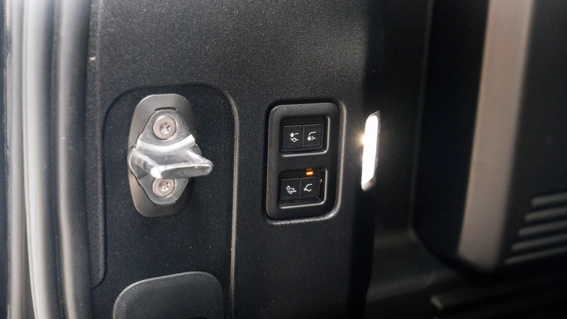 Land Rover Defender 110 110 3.0 D250 Mhev Xs Edition Suv 4 Black #56