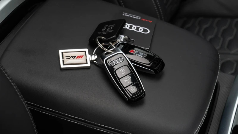 Audi RSQ8 Performance Black #34