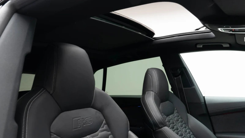 Audi RSQ8 Performance Black #3