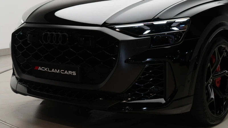 Audi RSQ8 Performance Black #10