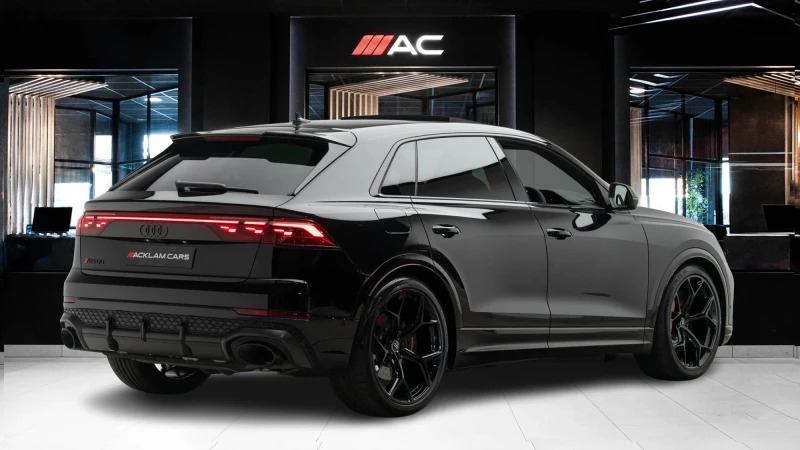 Audi RSQ8 Performance Black #4