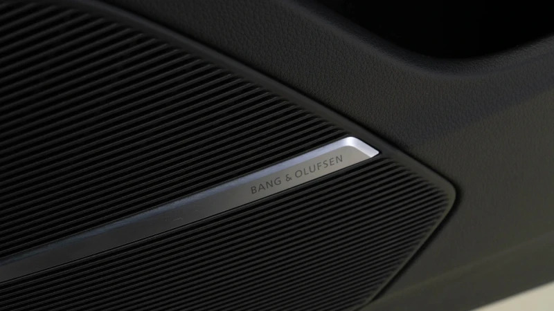 Audi RSQ8 Performance Black #32