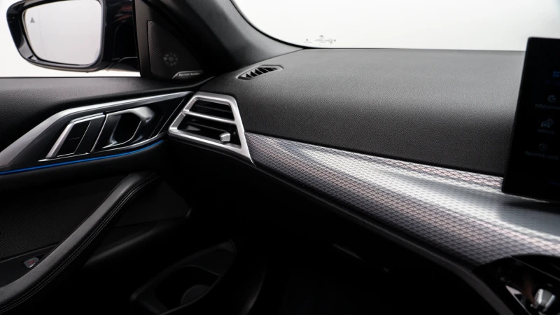 BMW M4 Xdrive Competition M Step Blue #38