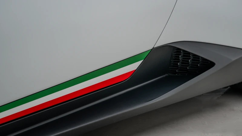 Lamborghini Huracan Sv White #50