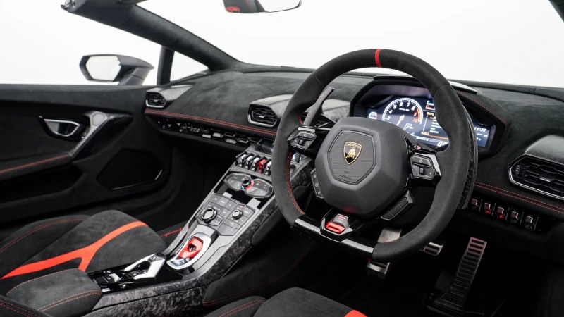 Lamborghini Huracan Sv White #7
