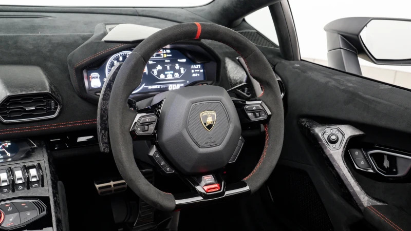 Lamborghini Huracan Sv White #38