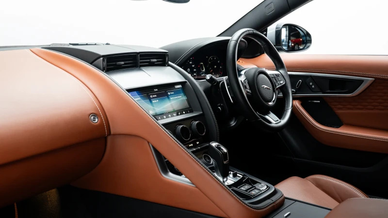 Jaguar F-Type P300 R-dynamic Grey #39